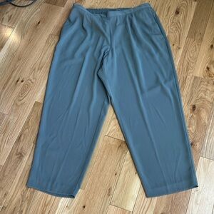 Relaxed Elastic-Waist Trousers in  olive green 2X